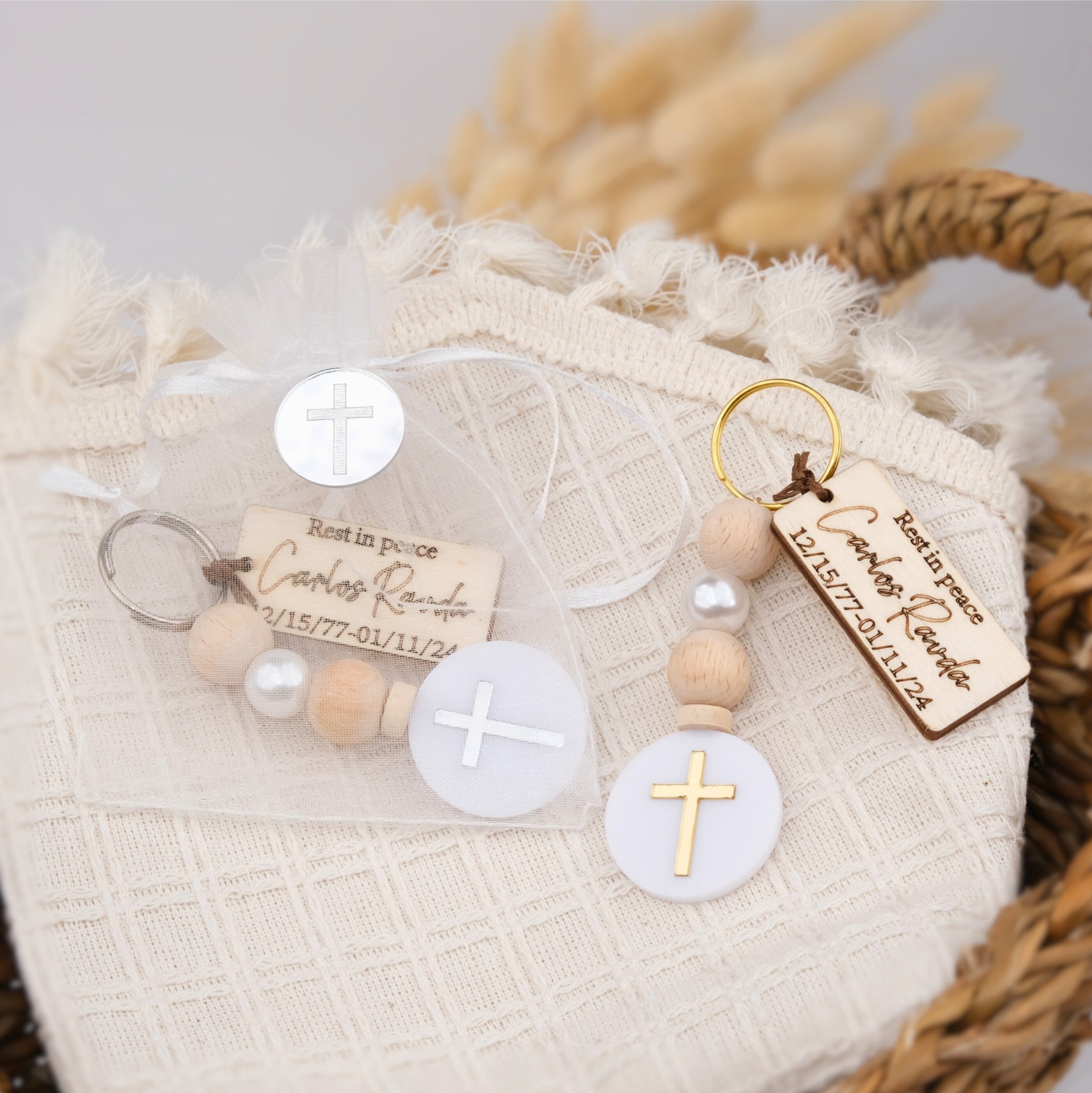 Custom Memorial Cross Keychains – Unique Funeral Favors – Craft