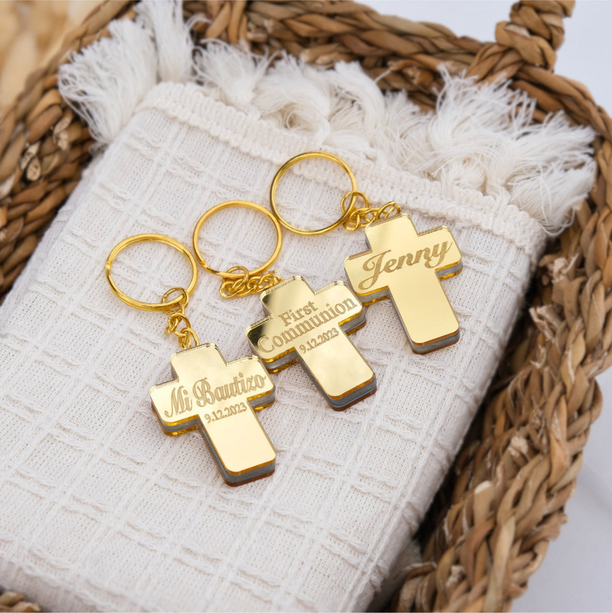 Personalized Baptism Cross Keychain Favors - CRAFT ROSARIES